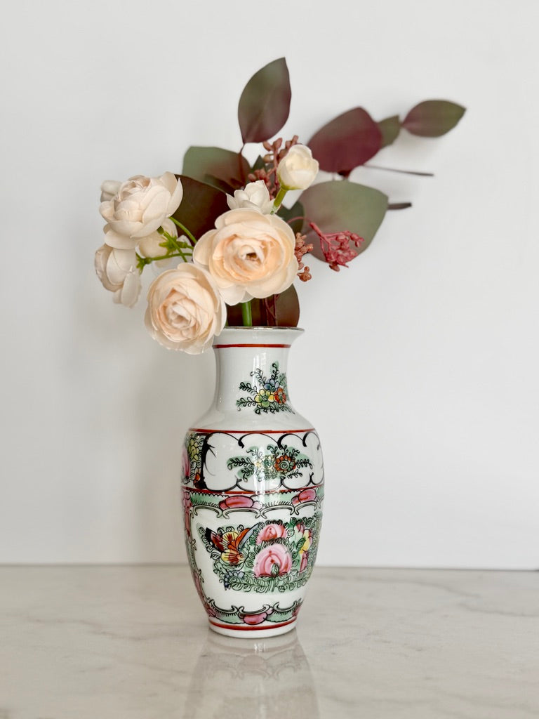 Vintage Chinese Rose de Canton Porcelain Vase 6"