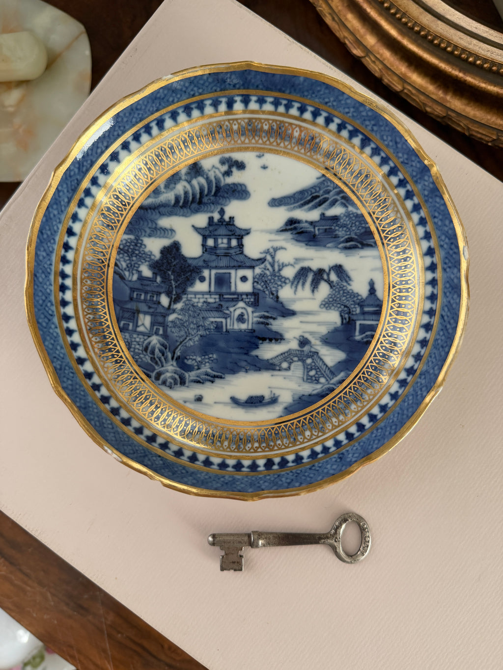 Vintage Blue & White Gilt Scalloped Edge Bowl – 6.5"